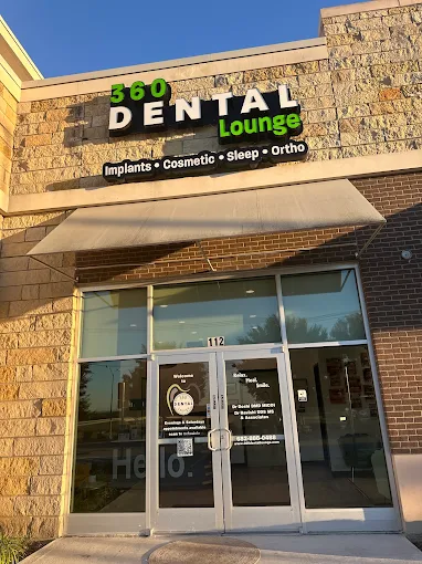 360 Dental Lounge welcoming modern interior